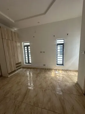 1bdrm Shared Apartment in Royal Pine Gate 1, Lekki for rent