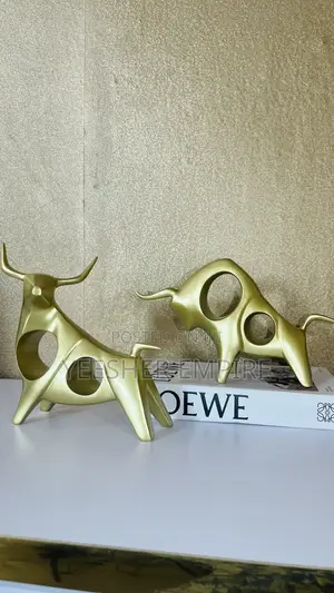 Bull Decor Figurine