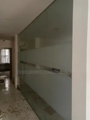 Office Glass With 10mm Glass