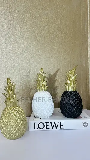 Pineapple Decor