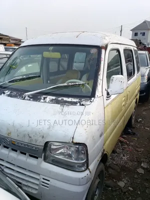 Suzuki Every 2010 White