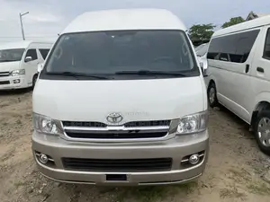 Toyota HiAce 2017 Silver