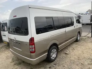 Toyota HiAce 2017 Silver