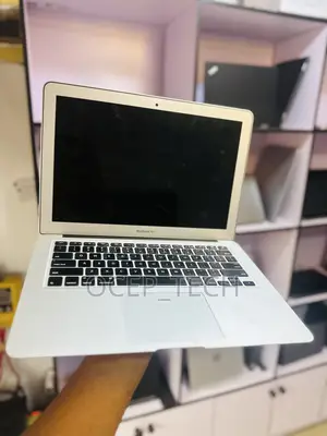 Laptop Apple MacBook Air 2015 8GB Intel Core i5 SSD 128GB