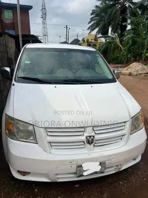 Dodge B3500 2009 White