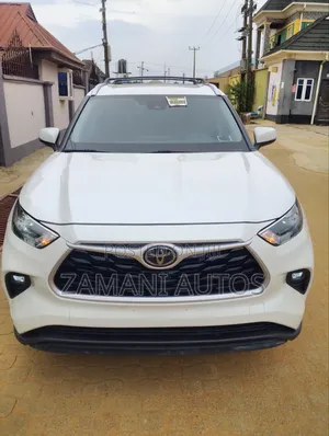 Toyota Highlander 2021 White