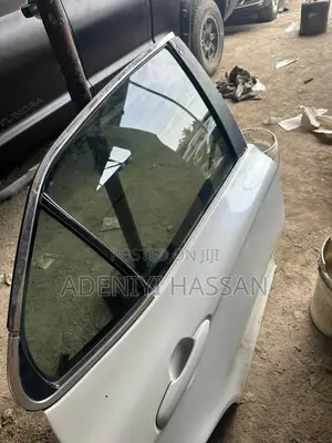 Passenger Door Of Camry 2018 - Camry 2020 Front And Back