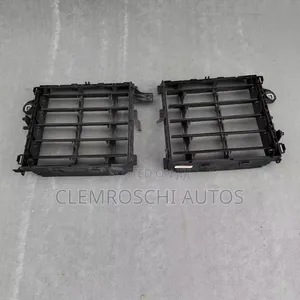 High Quality Certified Porsche Cayenne Radiator Shutter Grill 2019