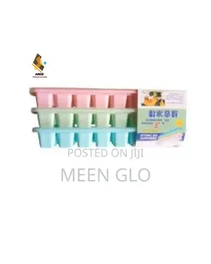 Plastic Ice Cube Trays