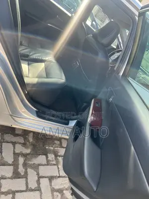 Toyota Camry 2012 Silver