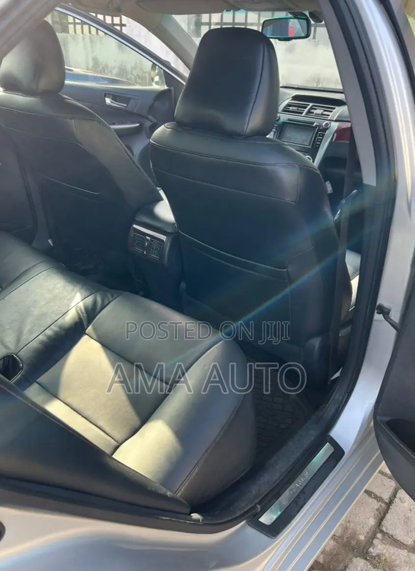 Toyota Camry 2012 Silver