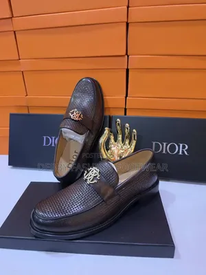 Discover Elegance With Dior Men’S Shoes
