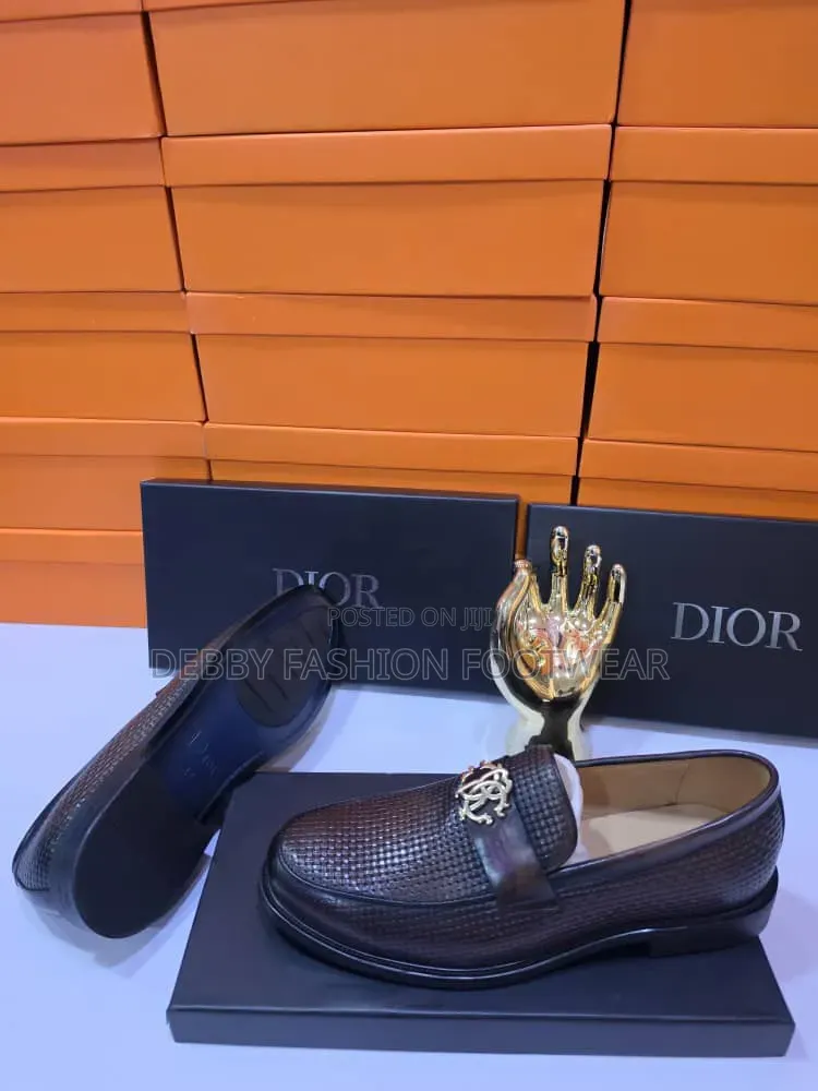 Discover Elegance With Dior Men’S Shoes
