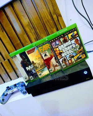 Xbox One X 1tb , Uk Used 7 Games