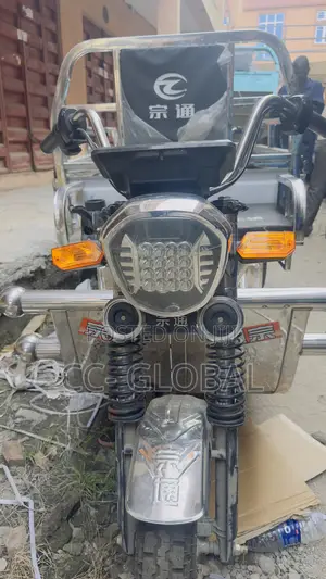 Fairly Used Electric Tricycle Truck –60v Followcome Battery Nd Charger