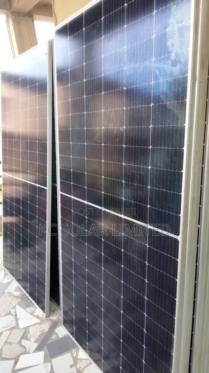600w Jinko Half-Cut Solar Panel