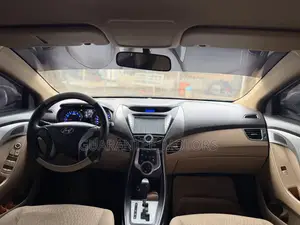 Hyundai Elantra 2013 Silver