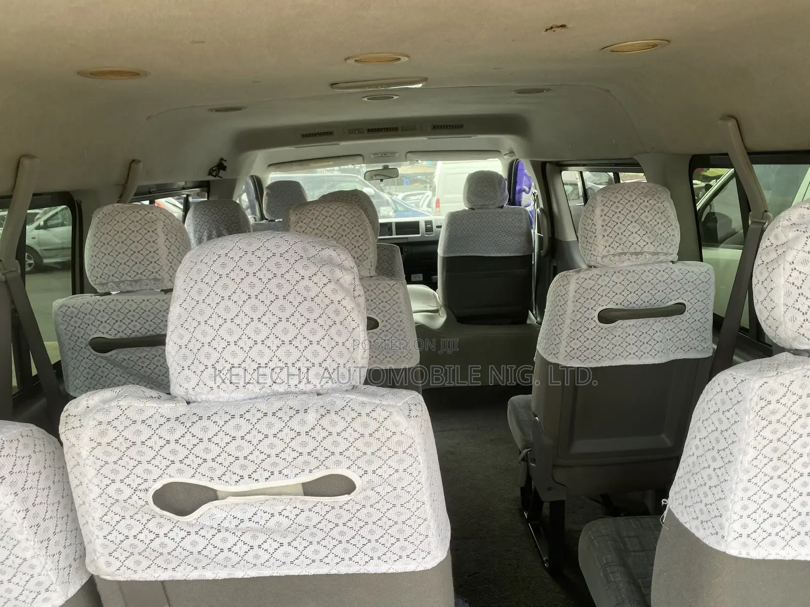 Toyota HiAce 2013 White