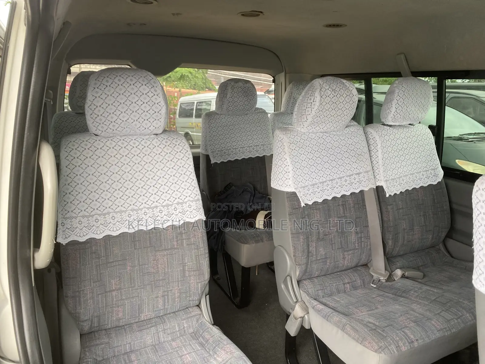 Toyota HiAce 2013 White