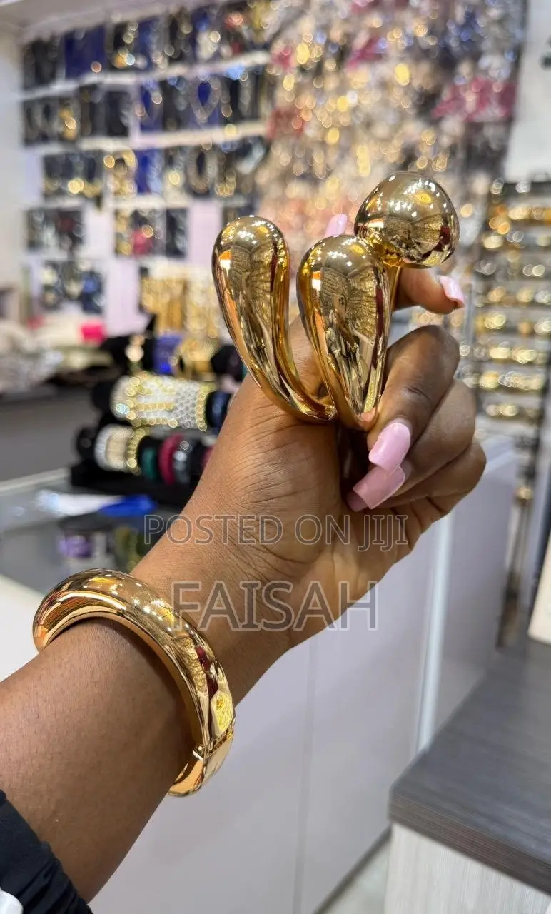 Chunky Bangles