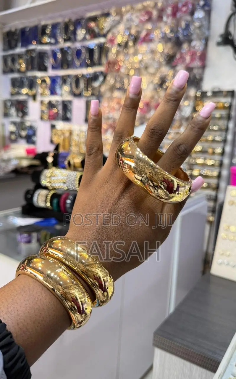 Chunky Bangles
