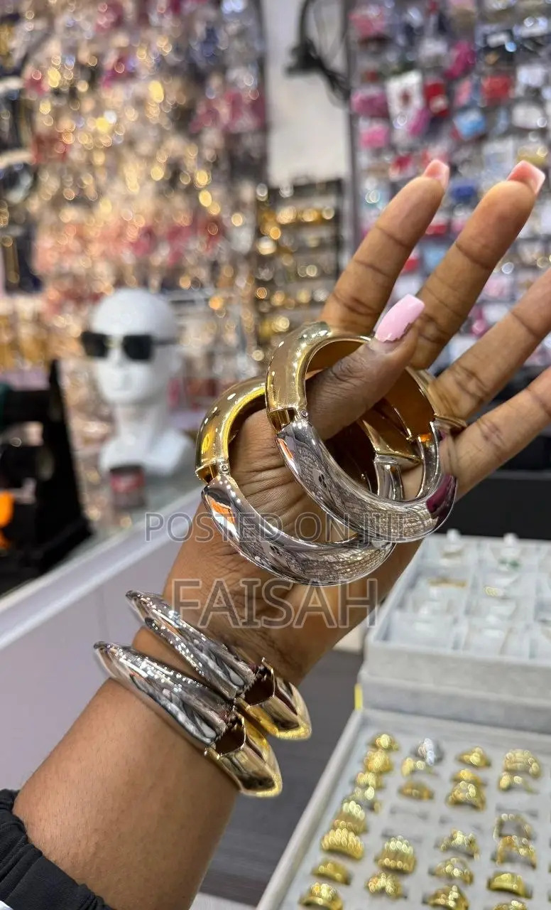 Chunky Bangles