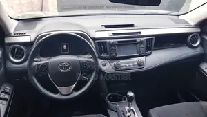 Toyota RAV4 2018 Silver