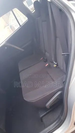 Toyota RAV4 2018 Silver