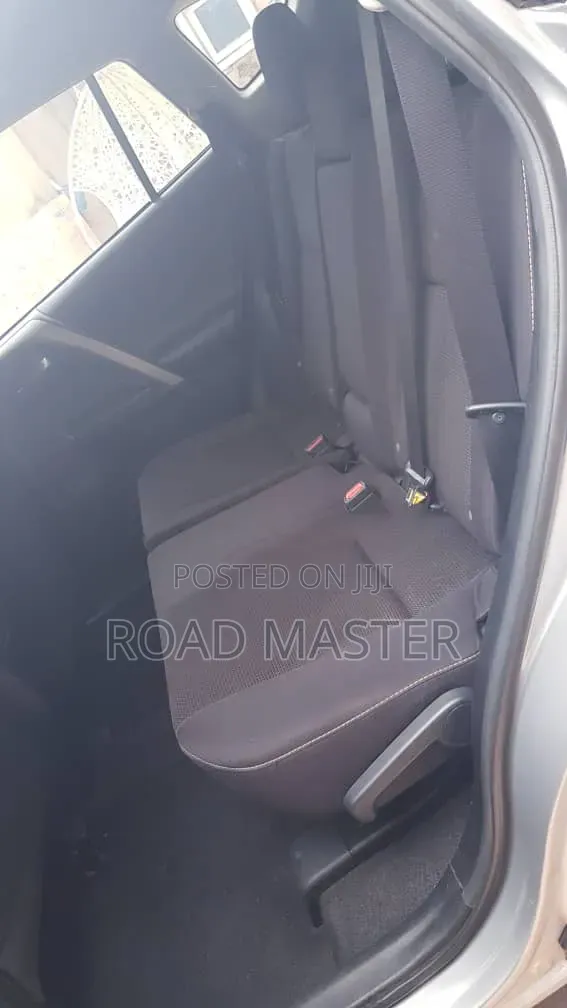 Toyota RAV4 2018 Silver
