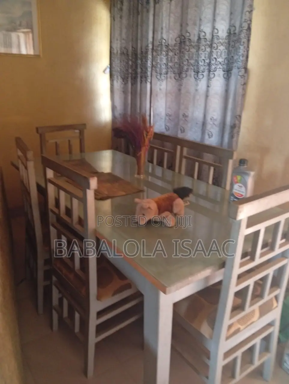 Dinning Table