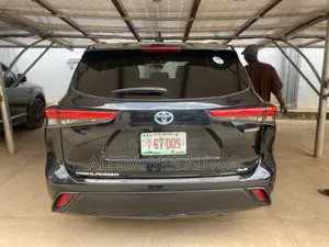 Toyota Highlander 2021 Black