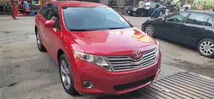 Toyota Venza V6 AWD 2010 Red