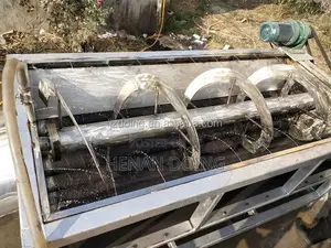 500kg/H Cassava Washing Peeling Machine Tapioca Peeler