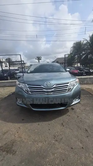 Toyota Venza LE 2011 Green
