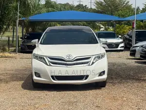 Toyota Venza Limited 2016 White