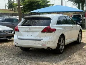 Toyota Venza Limited 2016 White
