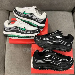 Air Max Deluxe Retro Mesh - White/Black/Green Triple Black Colorways