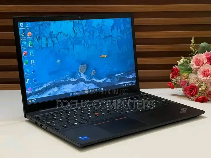 Laptop Lenovo ThinkPad E15 8GB Intel Core i5 SSD 256GB