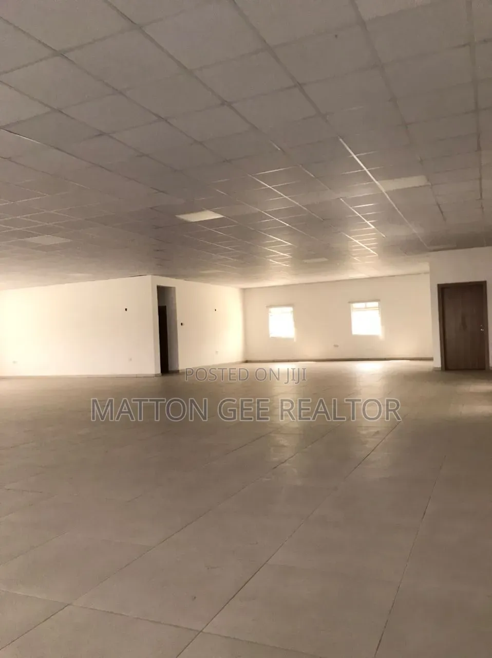 Executive Hall / Office Space