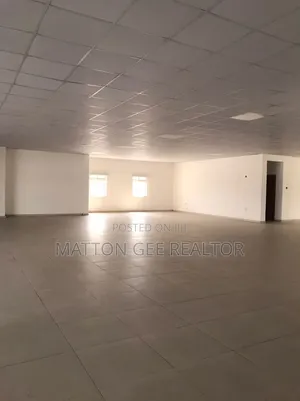 Executive Hall / Office Space