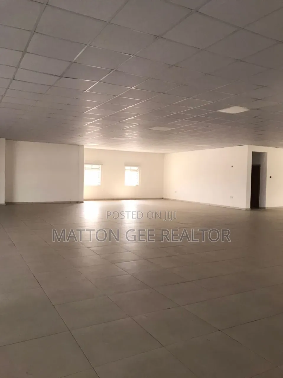 Executive Hall / Office Space