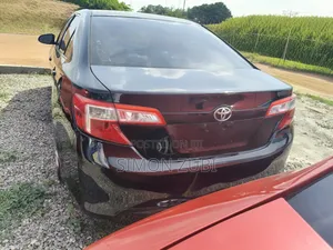 Toyota Camry LE 4dr Sedan (2.5L 4cyl 6A) 2013 Black