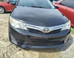 Toyota Camry LE 4dr Sedan (2.5L 4cyl 6A) 2013 Black