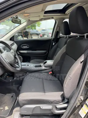 Honda HR-V 4dr SUV (1.5L 4cyl CVT) 2016 Black
