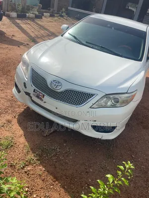 Toyota Camry 2010 White