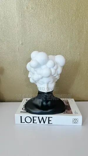 Bubble Head Statue Figurine Decor