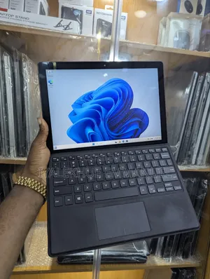 Laptop Dell Latitude 5285 16GB Intel Core i7 SSD 256GB