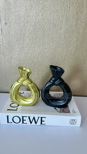 Small Donut Vase