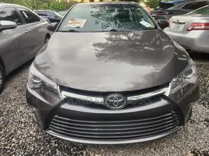 Toyota Camry SE 4dr Sedan (2.5L 4cyl 6A) 2015 Gray