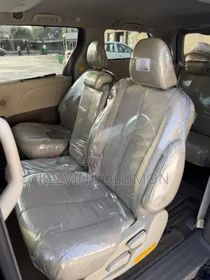 Toyota Sienna XLE 8 Passenger 2012 Green